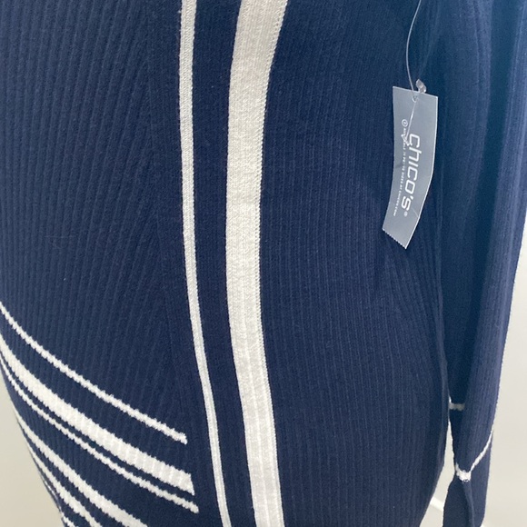 NWT Chico’s Travelers Asymmetrical-Hem Tunic Sweater |Size 8. (Size 1 in Chicos) - Picture 11 of 13